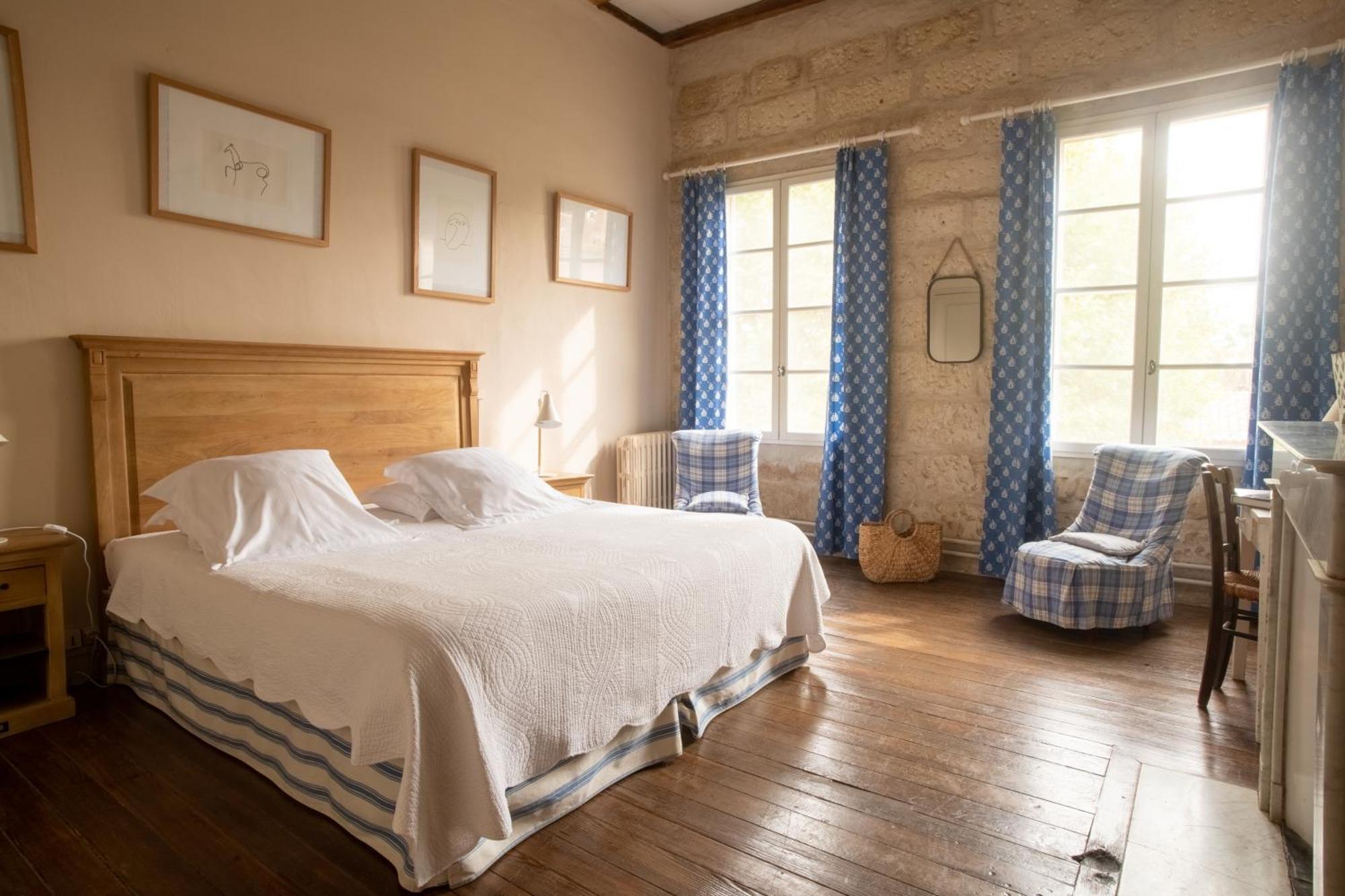 HOTEL DOMAINE DES CLOS - Les Collectionneurs Beaucaire  Extérieur photo