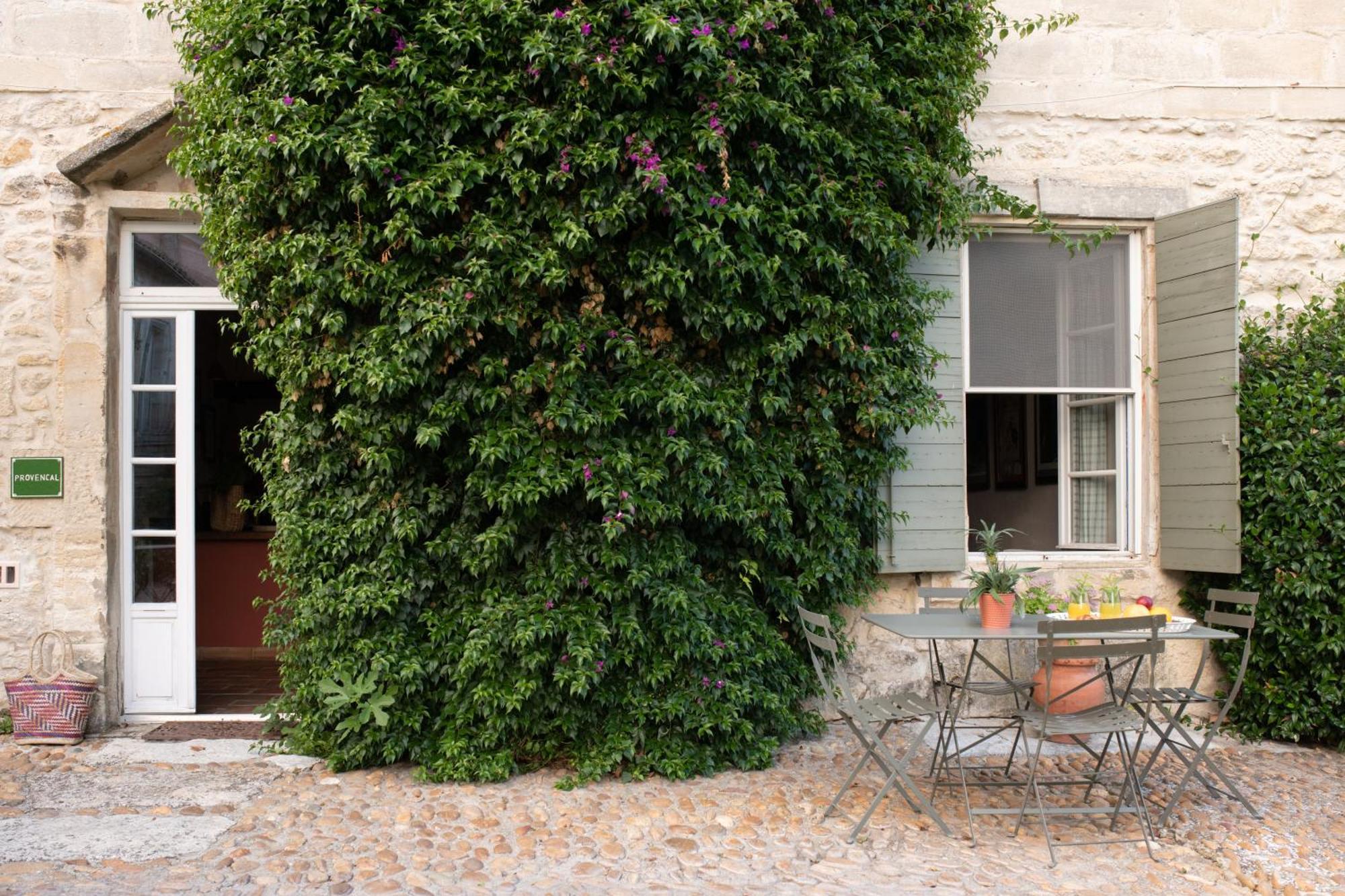 HOTEL DOMAINE DES CLOS - Les Collectionneurs Beaucaire  Extérieur photo